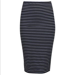 Decjuba Stretch Midi Skirt